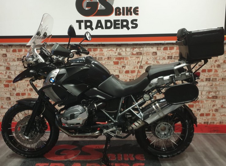 ARRIVING SOON - 2011 BMW GS 1200, DOHC aircooled model,  Triple Black Edition 47000km, with nice extras and Top box