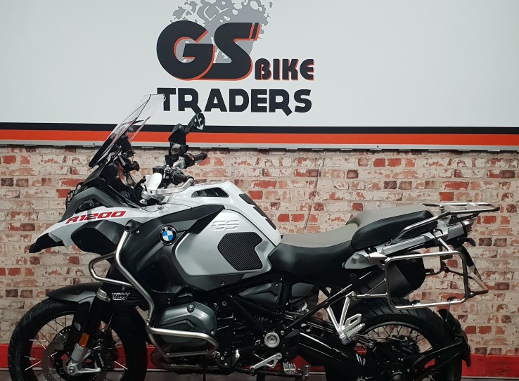 2018 BMW GSA 1200, WHITE ONLY 32500km !!!