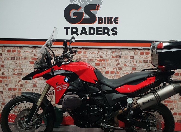 - 2015 BMW GS 800, ONLY 29000km, Akrapovic slip on, Top box